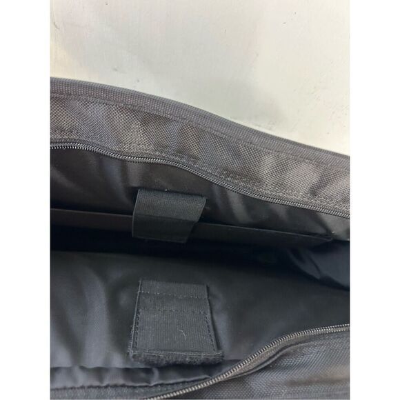 Gateway black laptop bag 16"x14" - Picture 4 of 10